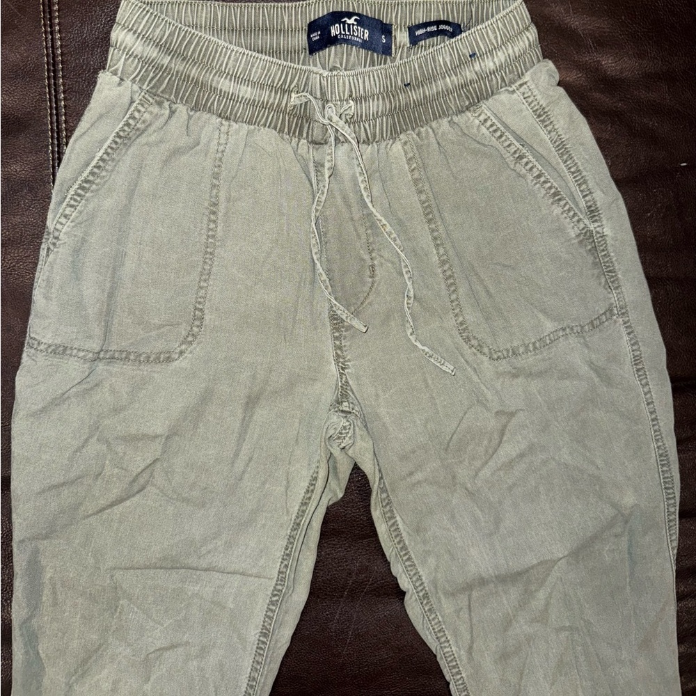 Women’s Hollister Army Green Casual Joggers